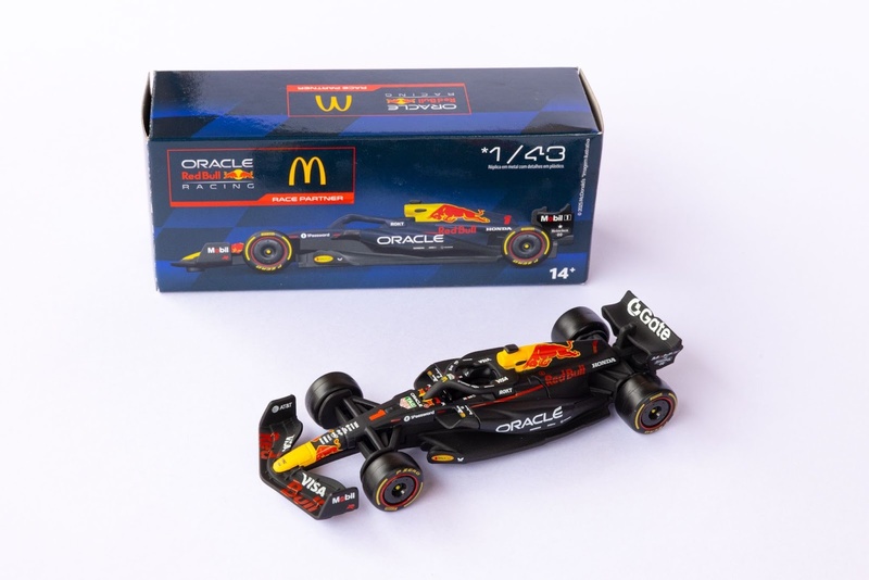 McDonald’s lança miniatura exclusiva de carro da Oracle Red Bull Racing para celebrar parceria inédita com Red Bull